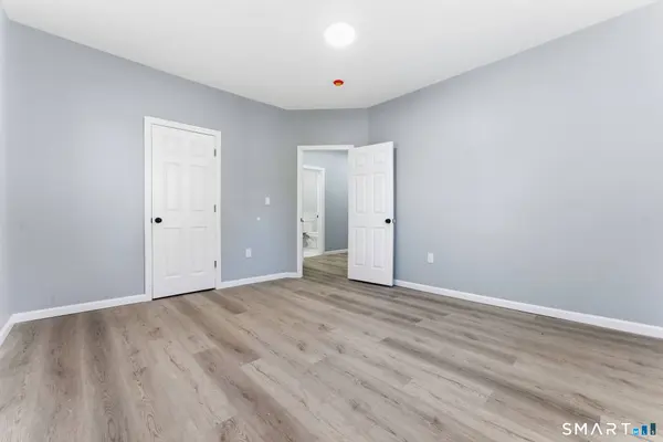 102 Capen Street, Hartford, CT 06120