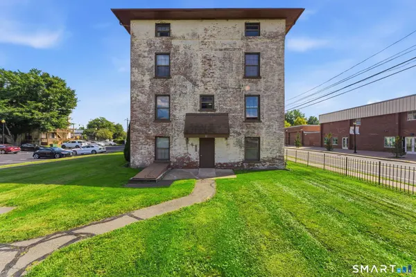 64 Van Block Avenue #9D