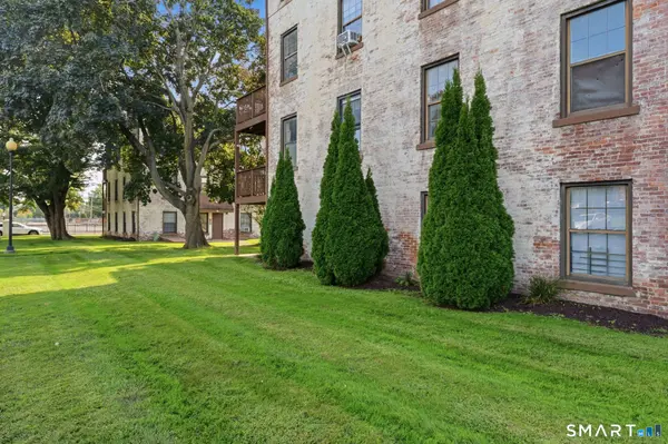 64 Van Block Avenue #9D, Hartford, CT 06106