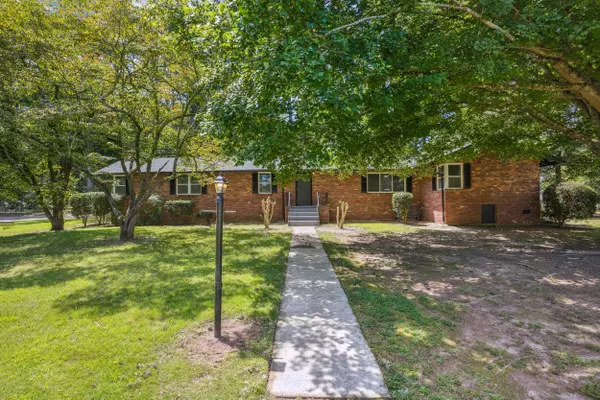 116 Lakepointe Ct, Stockbridge, GA 30281-4766