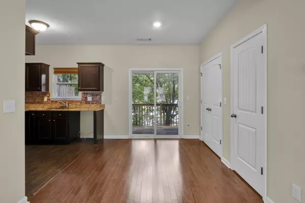 Norcross, GA 30093-1120,1719 Brookside Lay Cir