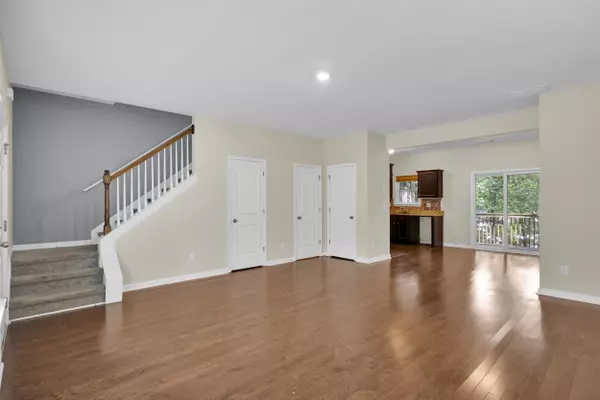 Norcross, GA 30093-1120,1719 Brookside Lay Cir