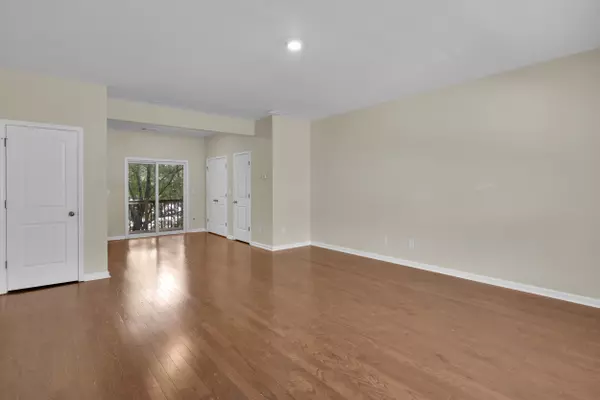 Norcross, GA 30093-1120,1719 Brookside Lay Cir