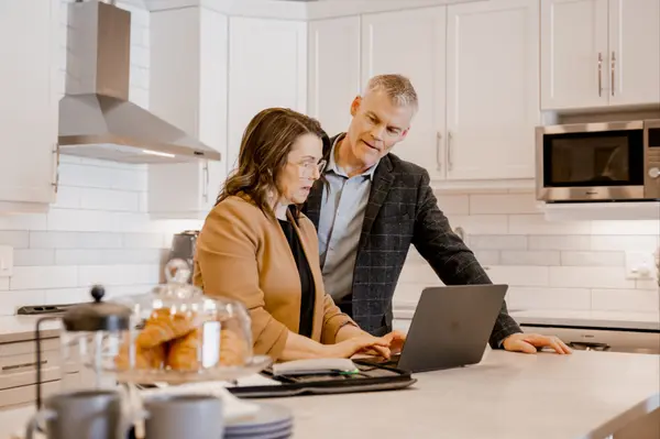 Winnipeg vs. Toronto: Pay Attention to Local Real Estate News