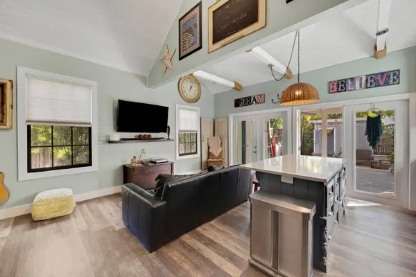 738 Olivia Street, Key West, FL 33040