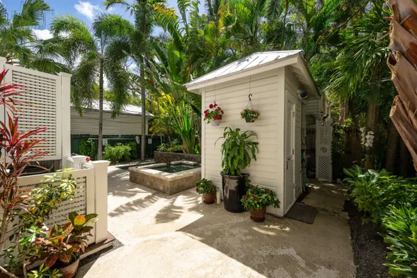 616 Caroline Street #APT 6, Key West, FL 33040
