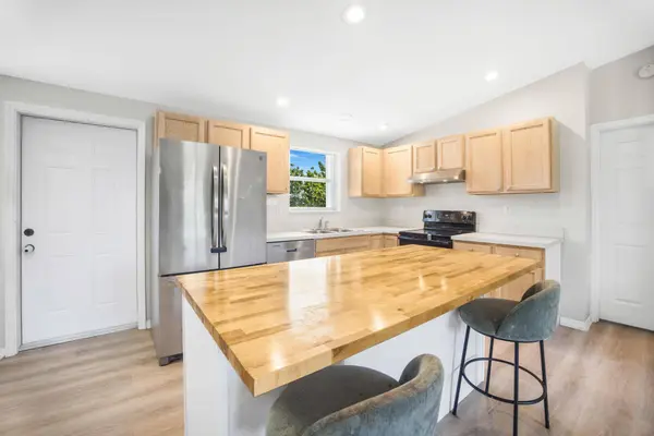 326 Avenue A, Big Coppitt, FL 33040