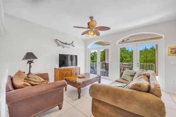 247 Apache Street, Tavernier, FL 33036