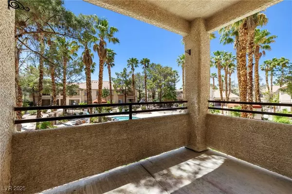 1830 N Buffalo DR #2014, Las Vegas, NV 89128