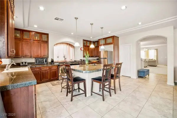 8276 Windsor Oaks ST, Las Vegas, NV 89139