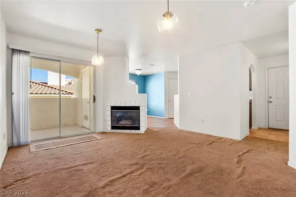 698 S Racetrack RD #823, Henderson, NV 89015