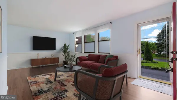 717 LONGSTRETH RD, Warminster, PA 18974