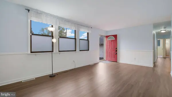 717 LONGSTRETH RD, Warminster, PA 18974