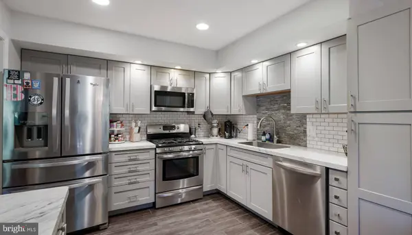 6169 MOUNTAIN LAUREL CT, Pipersville, PA 18947