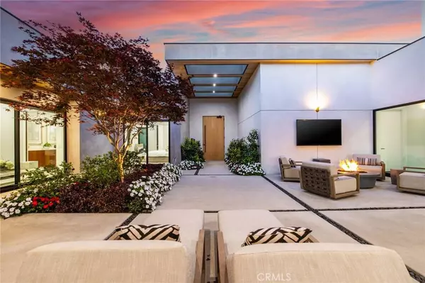 6691 Country CIR, Huntington Beach, CA 92648