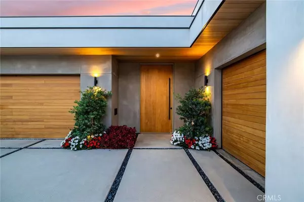 6691 Country CIR, Huntington Beach, CA 92648