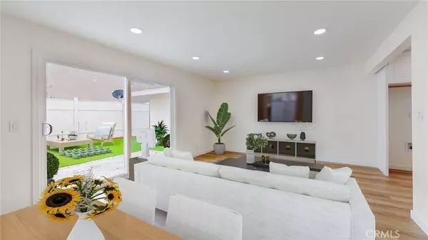 3036 Coolidge AVE #63, Costa Mesa, CA 92626