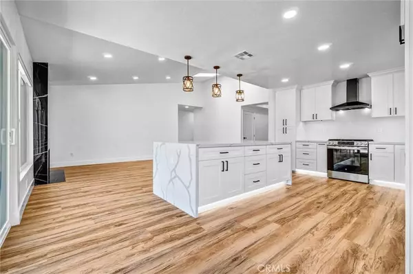 17472 Bellport CIR, Huntington Beach, CA 92649