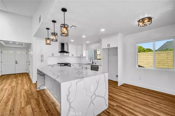 17472 Bellport CIR, Huntington Beach, CA 92649