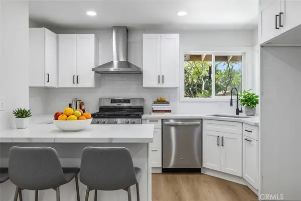 1784 E Commonwealth, Fullerton, CA 92831