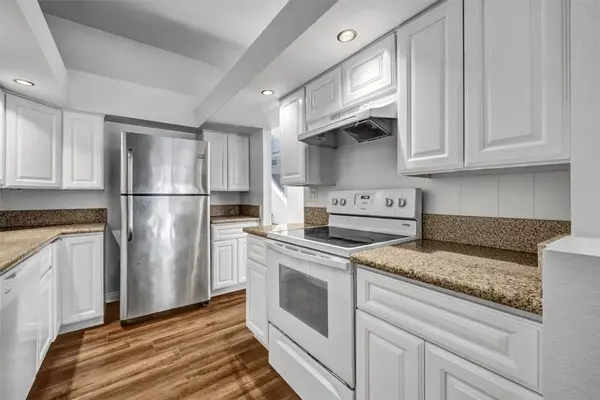 3021 Langs Bay, Costa Mesa, CA 92626