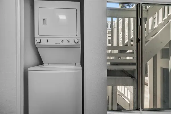 3021 Langs Bay, Costa Mesa, CA 92626-6910