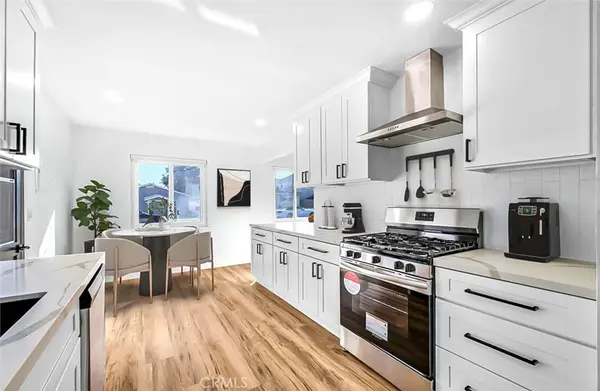 18432 Patterson LN, Huntington Beach, CA 92646
