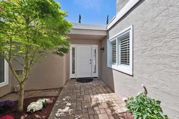 3625 Touriga Dr, Pleasanton, CA 94566