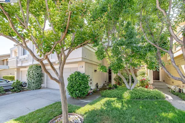 1552 Oxsen St, Pleasanton, CA 94566