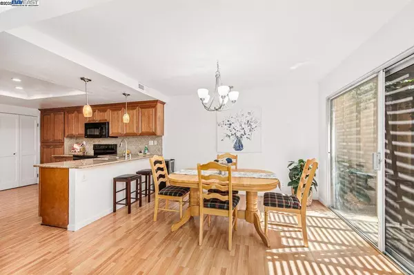 1552 Oxsen St, Pleasanton, CA 94566