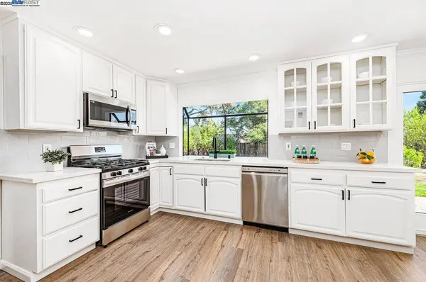 954 Crellin Rd, Pleasanton, CA 94566
