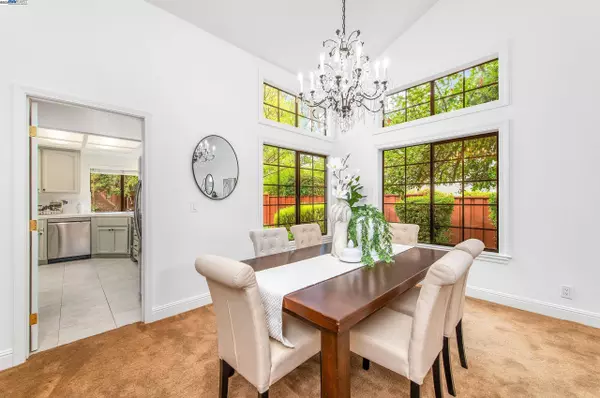 3134 Arbor Dr, Pleasanton, CA 94566