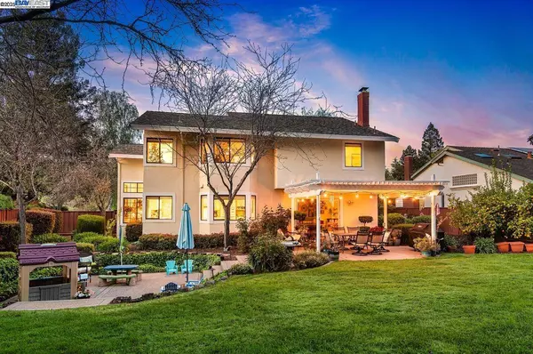 3134 Arbor Dr, Pleasanton, CA 94566