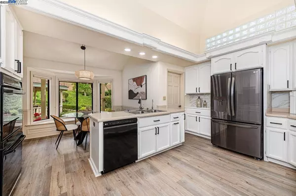 3126 Arbor Dr, Pleasanton, CA 94566