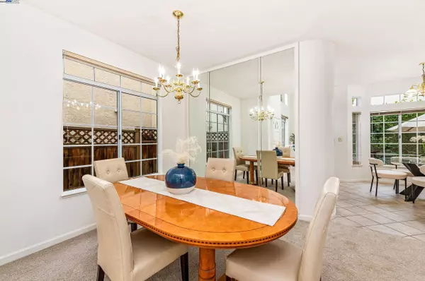 821 Kolb Pl, Santa Clara, CA 95050