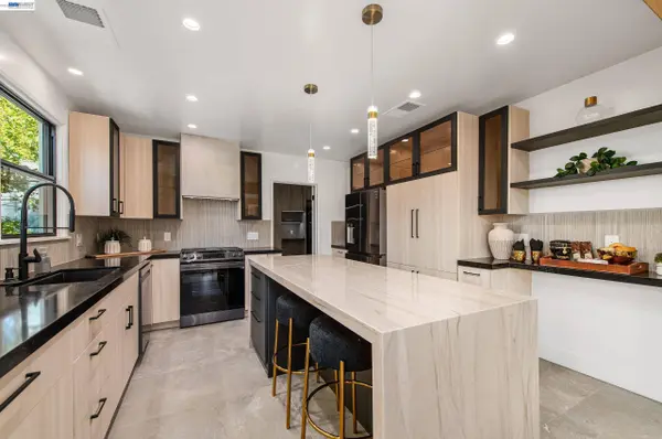 4073 Stanley Blvd, Pleasanton, CA 94566