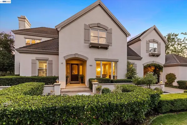 3019 E Ruby Hill Dr, Pleasanton, CA 94566