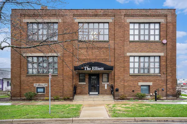 633 Elliott Avenue #7, Grand Haven, MI 49417