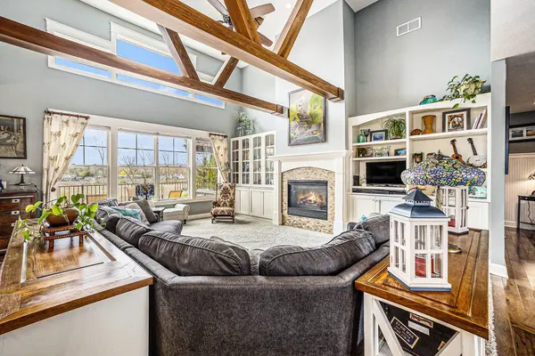 18029 Hammond Bay Drive, Spring Lake, MI 49456