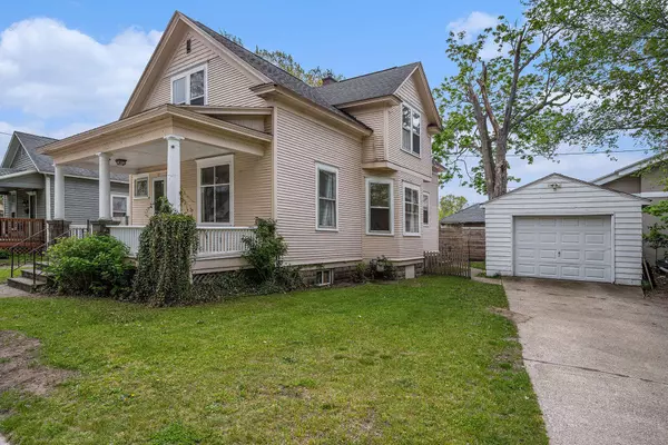 87 Monroe Avenue, Muskegon, MI 49440