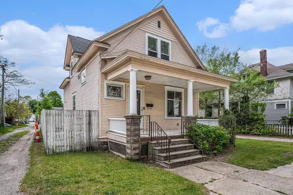 87 Monroe Avenue, Muskegon, MI 49440