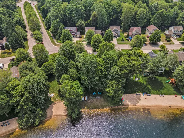 13365 Patchin Drive, Nunica, MI 49448