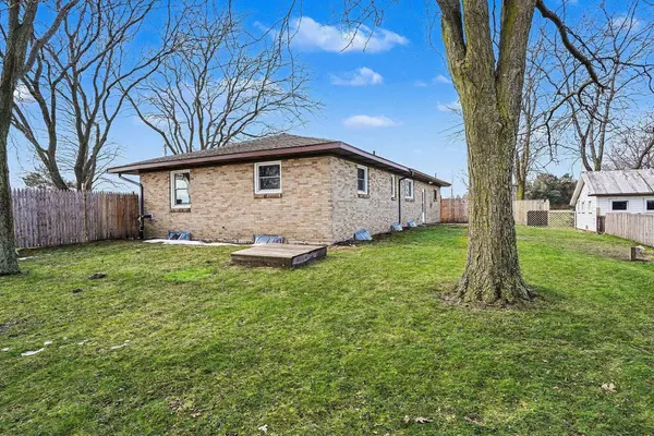 7531 State Road, Coopersville, MI 49404