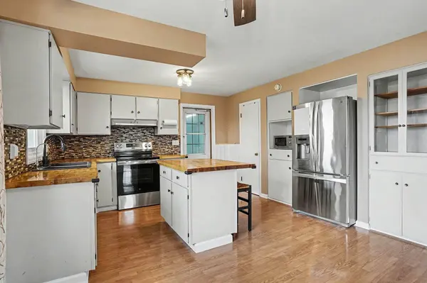 7531 State Road, Coopersville, MI 49404