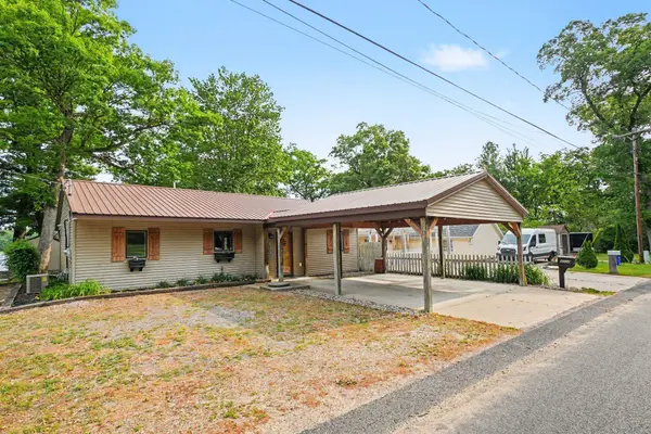 4002 Wilson Beach Road, Twin Lake, MI 49457