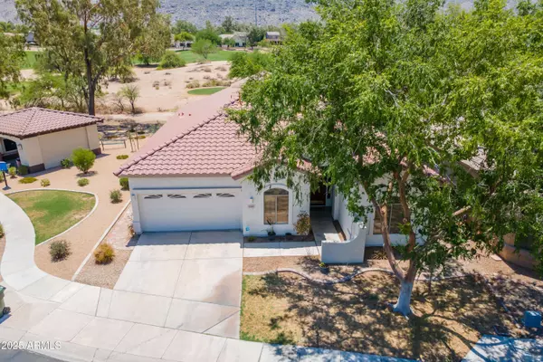 2519 E DARREL Road, Phoenix, AZ 85042