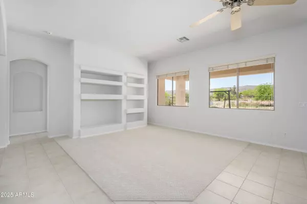 2519 E DARREL Road, Phoenix, AZ 85042