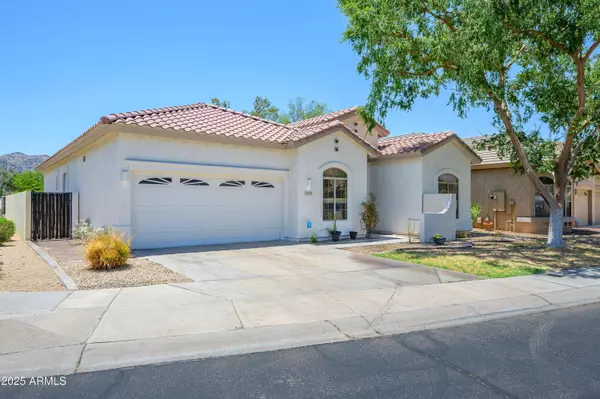 2519 E DARREL Road, Phoenix, AZ 85042