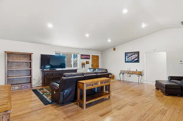 3 Road 3788, Farmington, NM 87401-2106