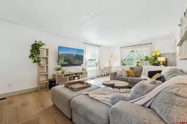 30 Hawthorne Court, Durango, CO 81303